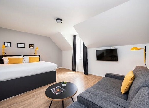 Staycity Aparthotels 4* : Hôtel + Entrées aux parcs - 14