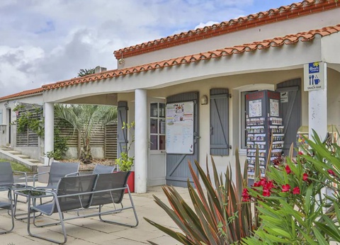 Flower Camping Le Val De Vie, 4* - 15