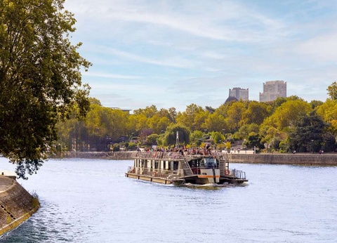 Séjournez dans un hôtel 5* et découvrez les monuments de Paris depuis la Seine - 5* - 29
