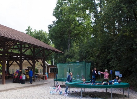 Camping Des 3 lacs, 4* - 22