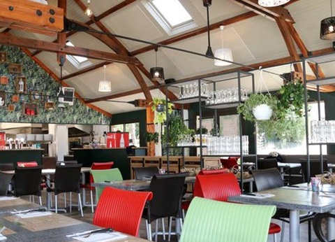 Camping Les Ormes Domaine et Resort 5* - 43