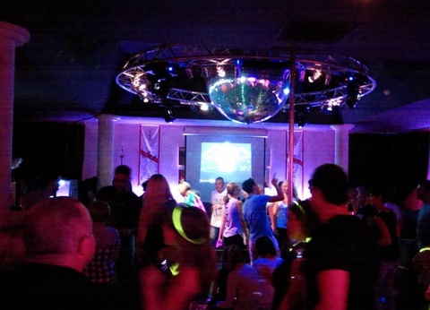 Camping Le Pigeonnier, 3* - 28