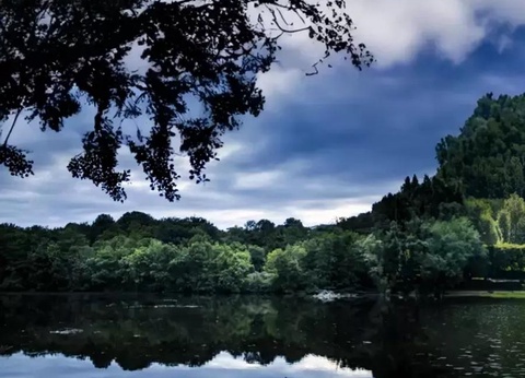 Camping maeva Escapades Le Lac de Laval-de-Cère, 3* - 33