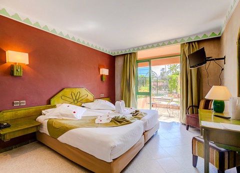 Hôtel Chems 3* sup - 4