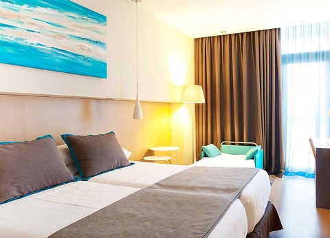 Séjour au bord de la mer près de Barcelone - 4* - 4