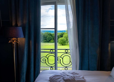 Séjournez dans la plus belle suite du domaine avec une vue panoramique - 4* - 14