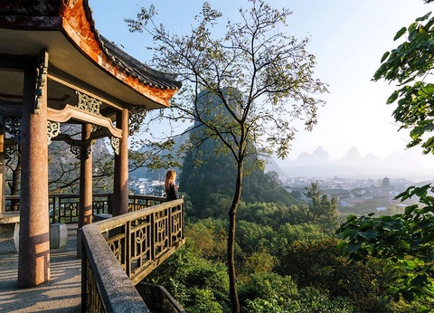 Circuit les connaisseurs : Chine de la Grande Muraille aux Karsts de Guilin jusqu'à la Vibrante Hong Kong 5* - 16