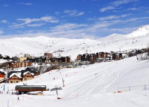 Résidence Le Rond Point des Pistes 3* - 6
