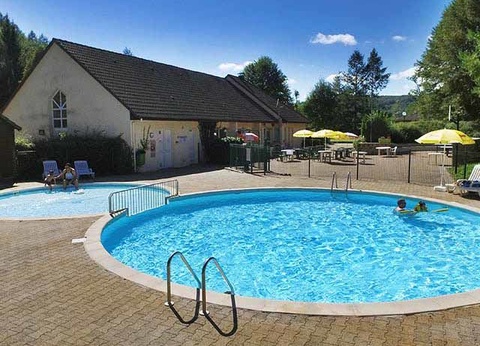 VVF Cantal Champs-sur-Tarentaine 3* - 7