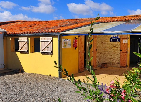 Camping Le Pavillon Bleu, 3* - 16