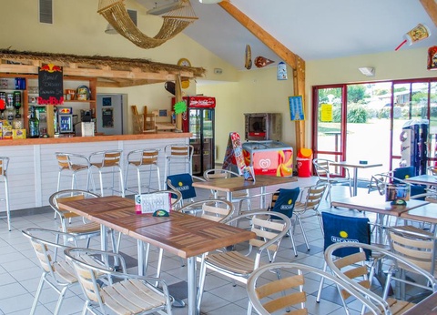 Camping La Riviera, 4* - 170