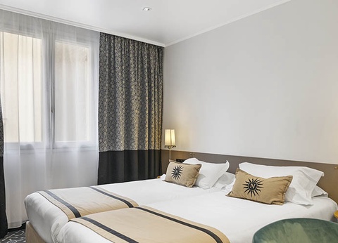 Hôtel Napoléon 3* - 5