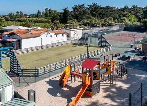Camping Romanée - le Cormoran, 5* - 12
