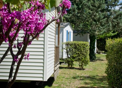 Camping Les Casteillets, 3* - 33