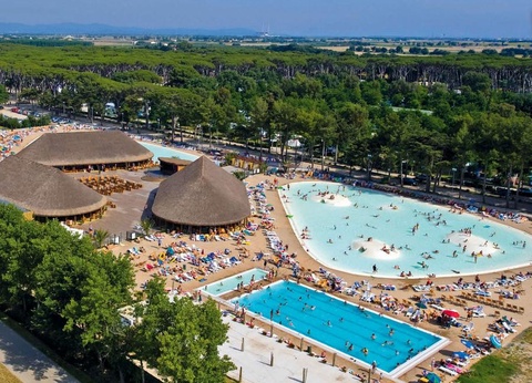 Hu Park Albatros Village, 4* - 138