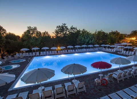 hu Roma Camping in Town - 3