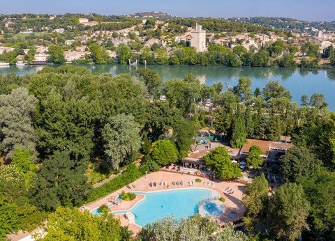 Camping du Pont d'Avignon, 4* - 4