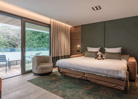 Suite d'exception avec balcon face au lac d'Annecy - 4* - 27