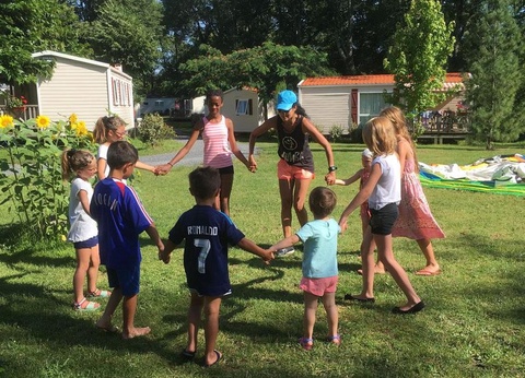 Camping La Forêt, 4* - 52