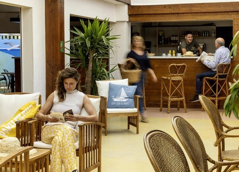 Flower Camping La Davière Plage, 4* - 63