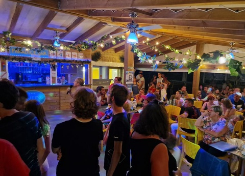 Camping Paradis - Domaine de Bellevue, 4* - 71