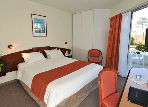 Détente au cœur des Landes à Dax 3* - 4