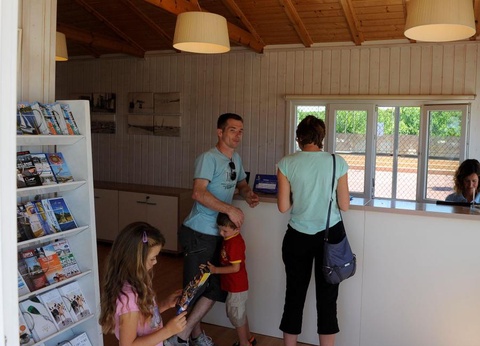 Camping Del Mar, 4* - 44