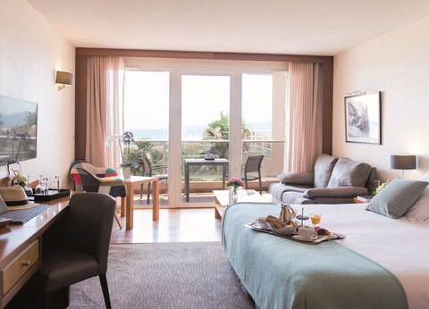 Séjour en Deluxe pleine vue mer à 10km de Perpignan, soin et dîner inclus - 4* - 21