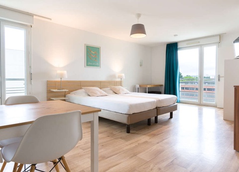 Belle suite 3* à Pau pour un séjour en famille - 3* - 9