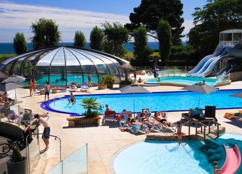 Camping Le Raguènes Plage, 4* - 35
