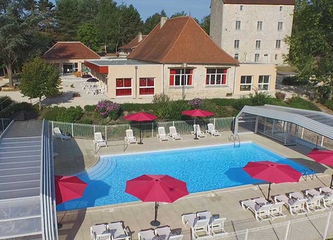 VVF Vienne Poitou 3* en demi-pension - 2