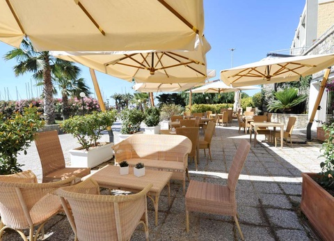 Vacances en Ligurie avec dîner inclus dans un hôtel de rêve - 4* - 10