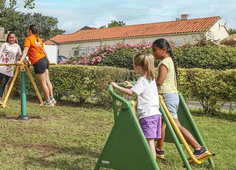 Flower Camping Le Val De Vie, 4* - 13