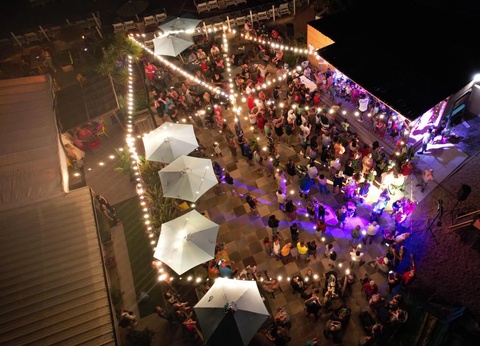 Camping Paradis - Domaine de Bellevue, 4* - 72