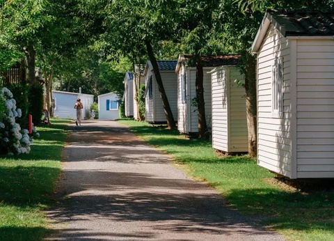 Flower Camping La Blanche Hermine, 3* - 28