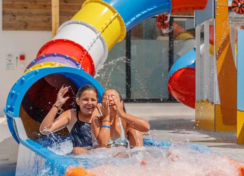 Flower Camping La Guichardière, 4* - 6