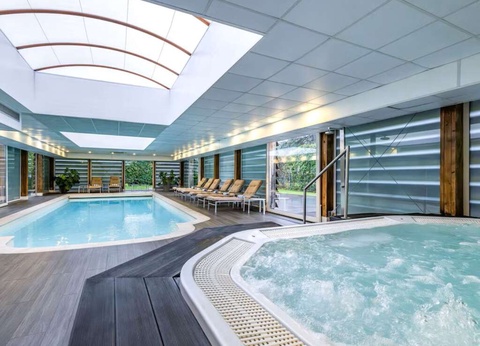 Week-end romantique avec champagne au coeur d'un parc - 4* - 6