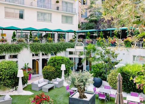 Escapade coquine et romantique à Lyon - 4* - 3