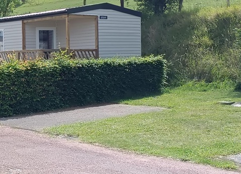 Camping Le Mont Joli Bois, 3* - 75