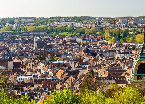 Ambiance contemporaine à Besançon - 3* - 5