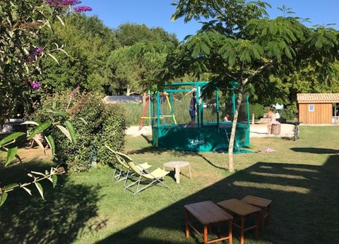 Camping Ushuaïa villages la Chesnays, 4* - 5