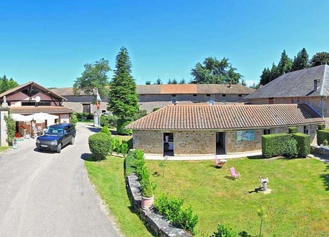 Camping Du Chateau De Leychoisier, 5* - 8