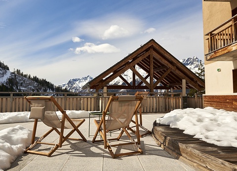 Alpe d'Huez Oz - Villages Clubs du Soleil 4* (pack autocar Royal Class + hébergement + remontées + matériel inclus) - 5