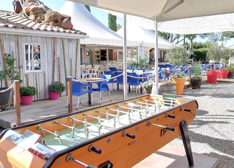 Camping Domaine de Sainte Véziane, 4* - 30