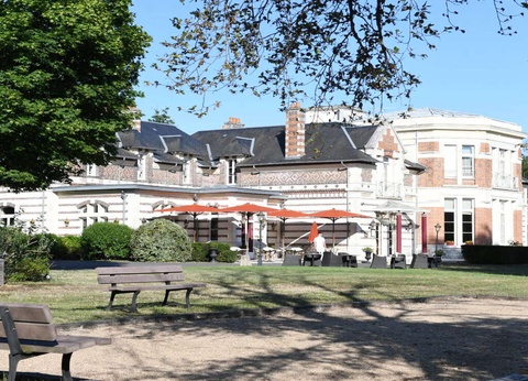 Séjour en cottage de luxe proche d'Orléans - 4* - 10