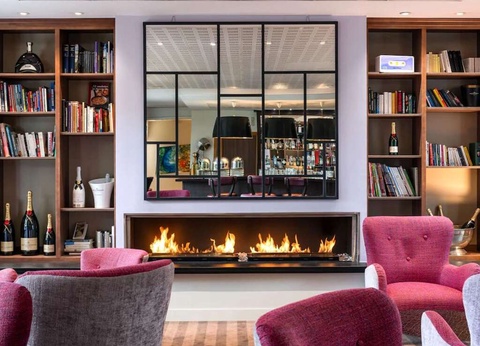 Week-end romantique avec champagne au coeur d'un parc - 4* - 5