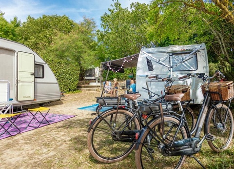 Camping Sites et Paysages - Le Moulin de Sainte-Anne, 4* - 23