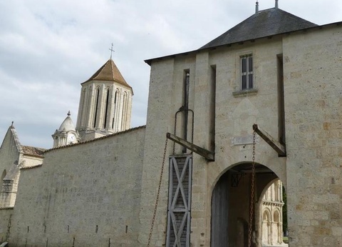 Camping Maeva Escapades de La Geres, 3* - 55