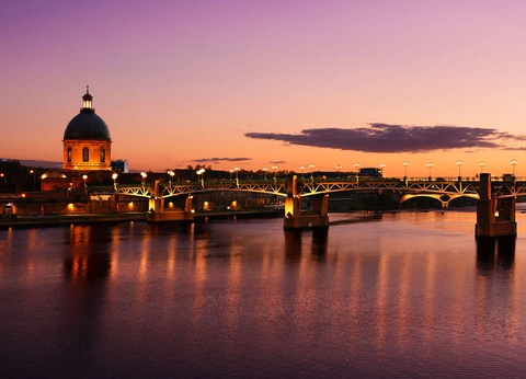 Soirée d'exception à Toulouse avec dîner spécial et soirée dansante pour le Nouvel An 2026 - 4* - 19