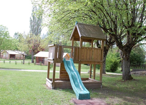 Flower Camping Le Soleil des Bastides, 3* - 37